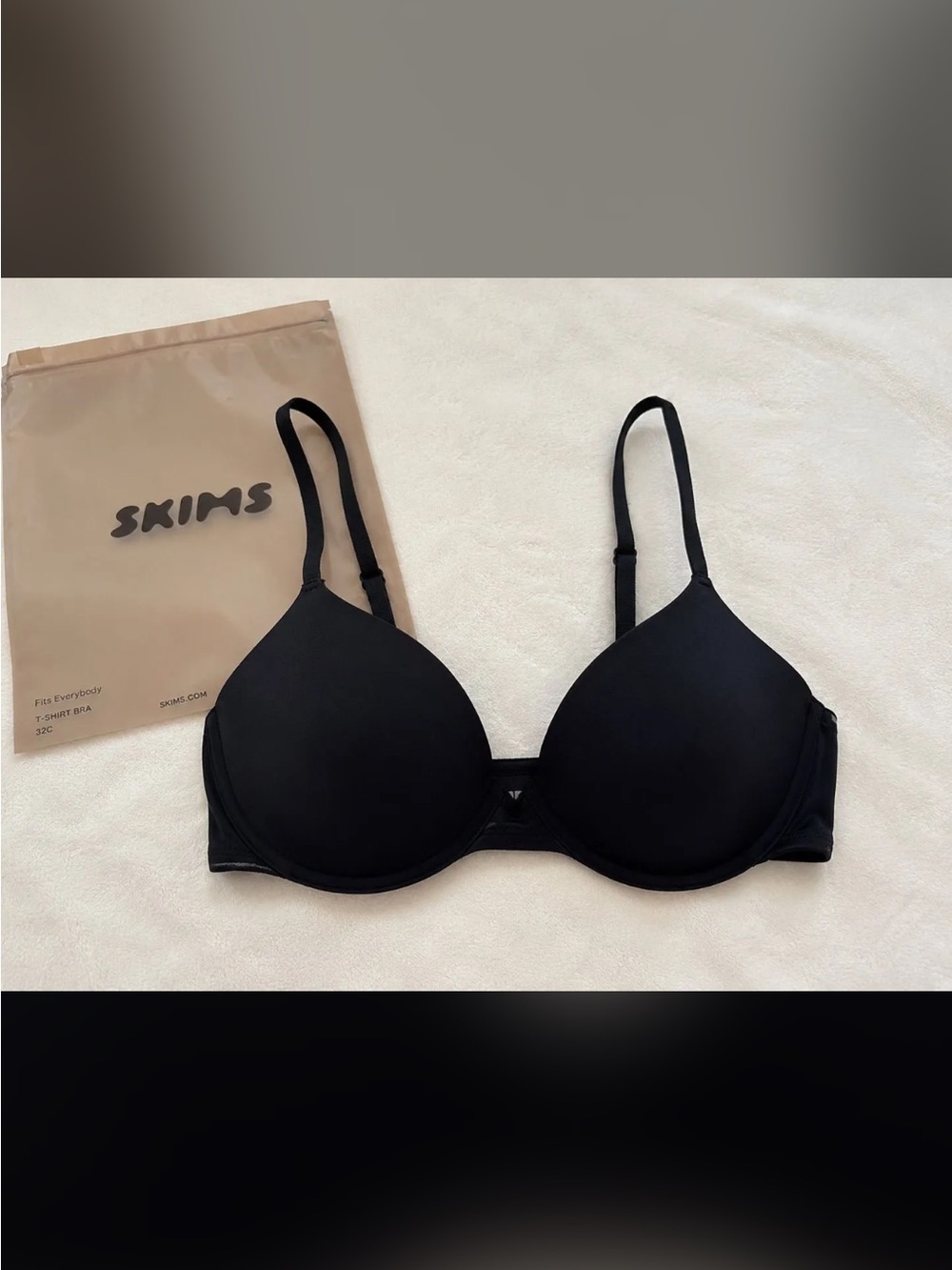 SKIMS Black Smooth Padded T-Shirt Bra - Minimalist Support